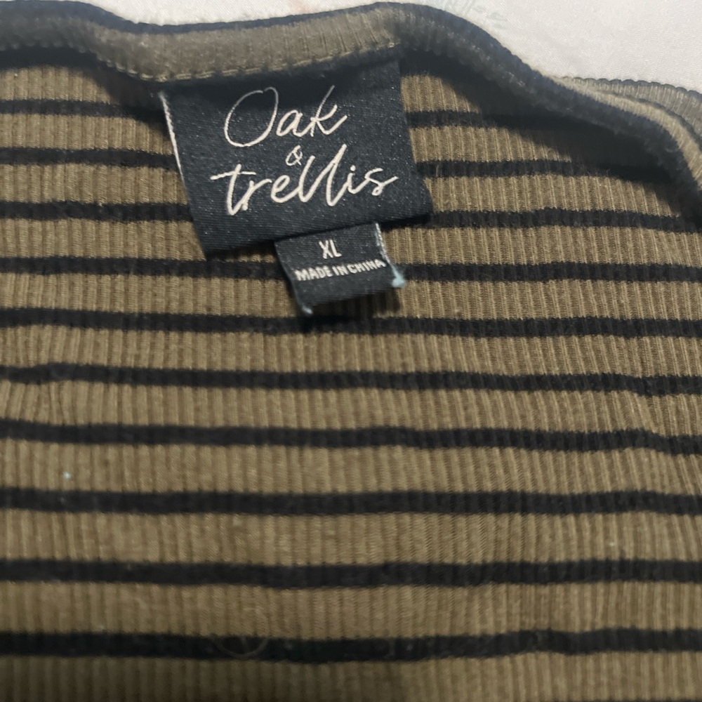 Oak & Trellis Striped Top